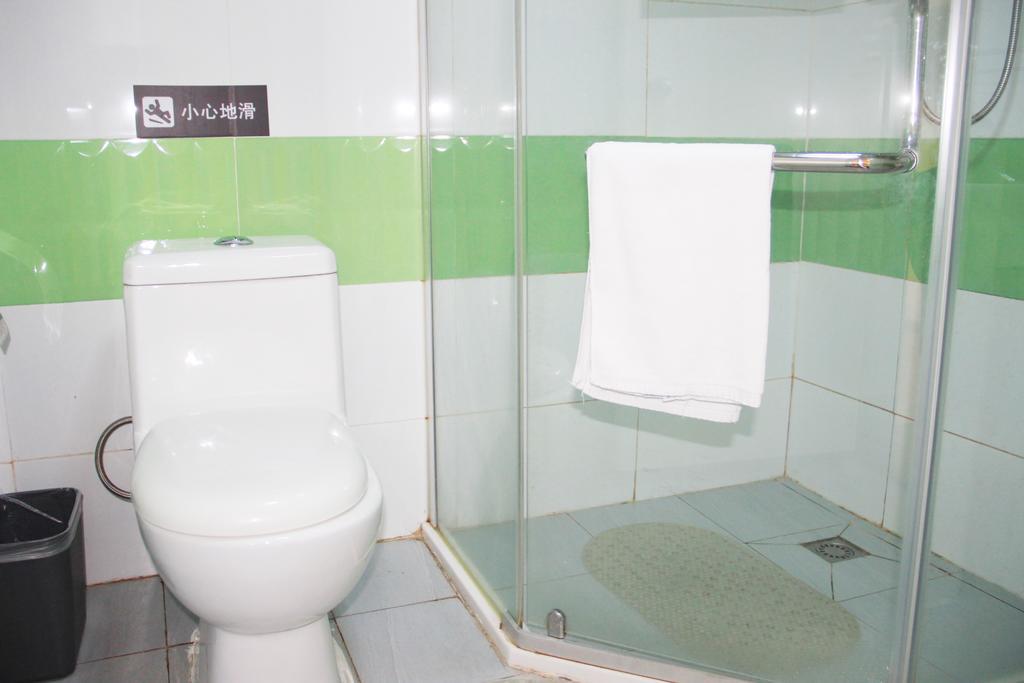 7Days Inn Premium Guangzhou Tianhe West Tiyu Road Subway Station Esterno foto