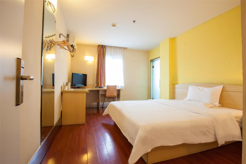 7Days Inn Premium Guangzhou Tianhe West Tiyu Road Subway Station Camera foto